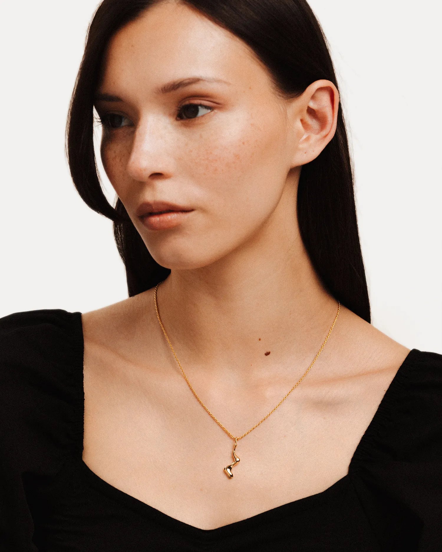 Poise Flow Necklace