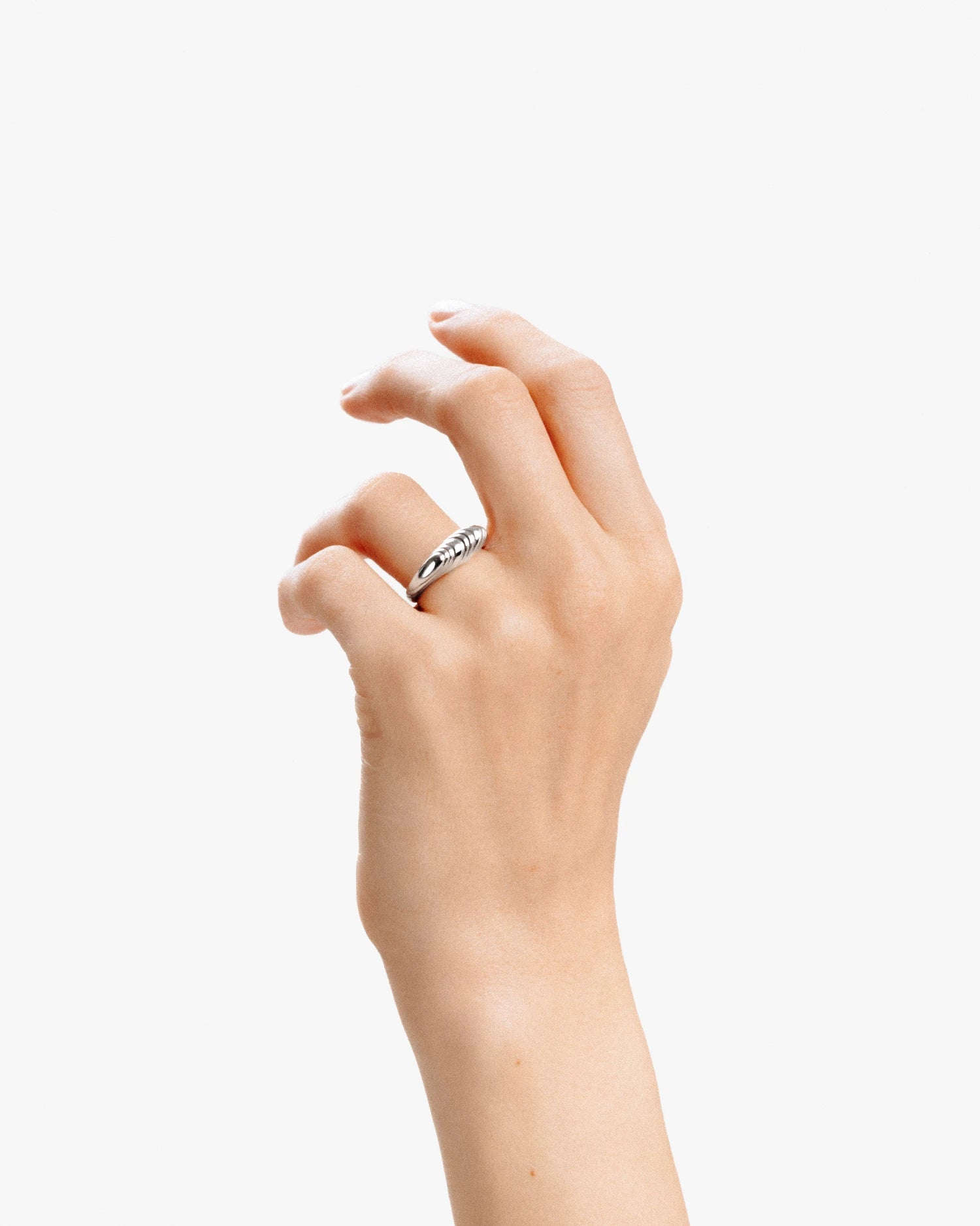 Breeze Signet Ring