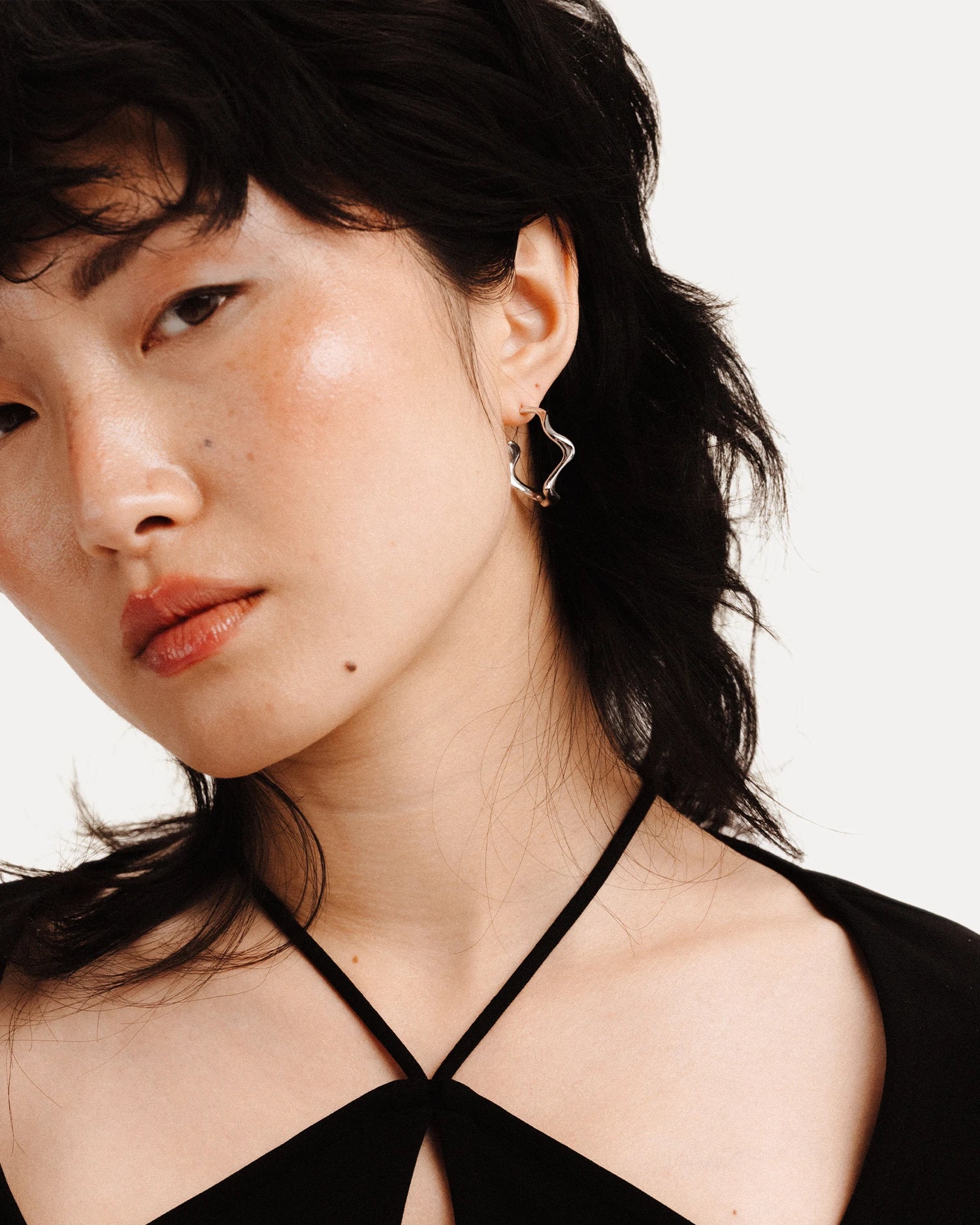 Poise Wave Hoops Large