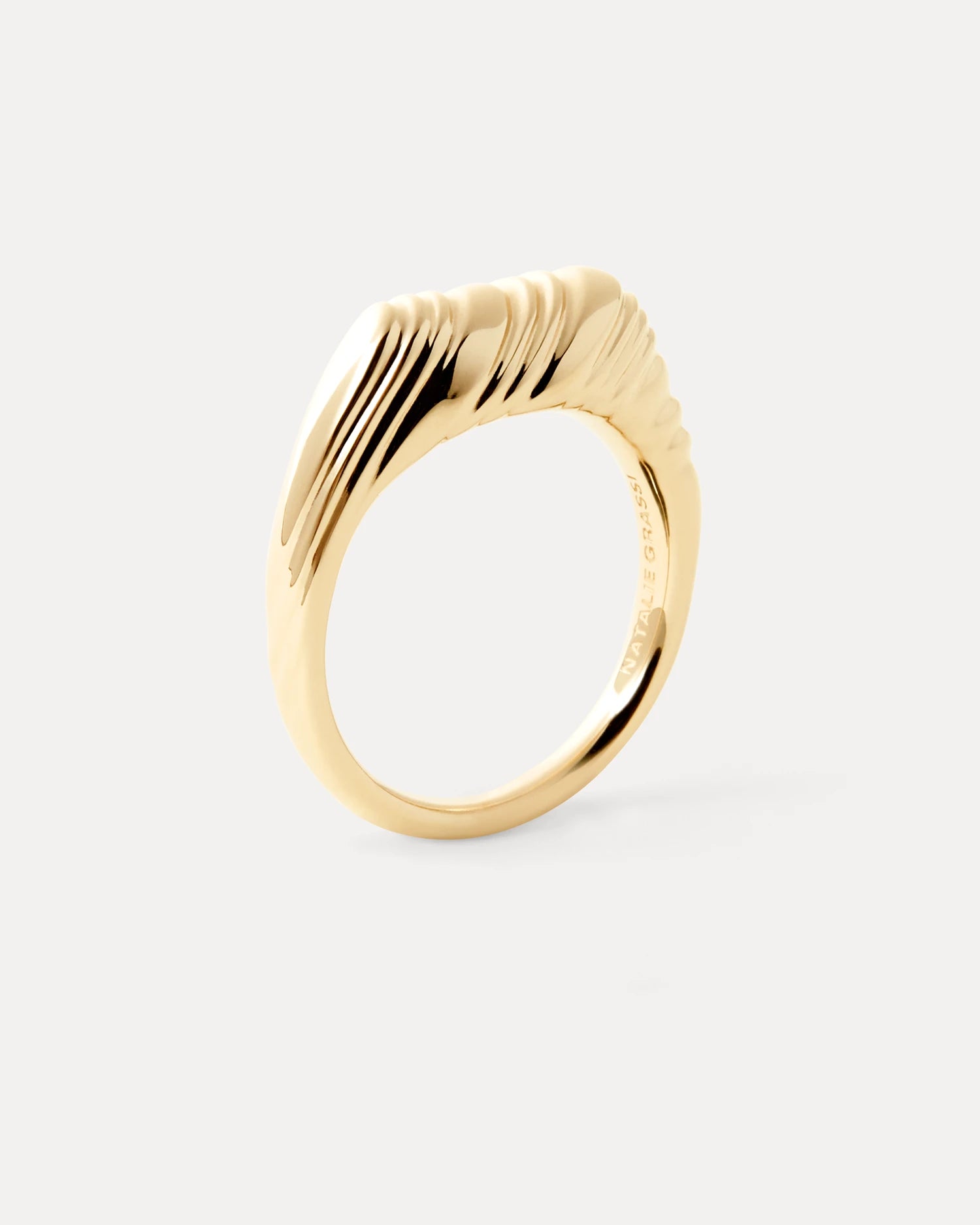 Breeze Signet Ring
