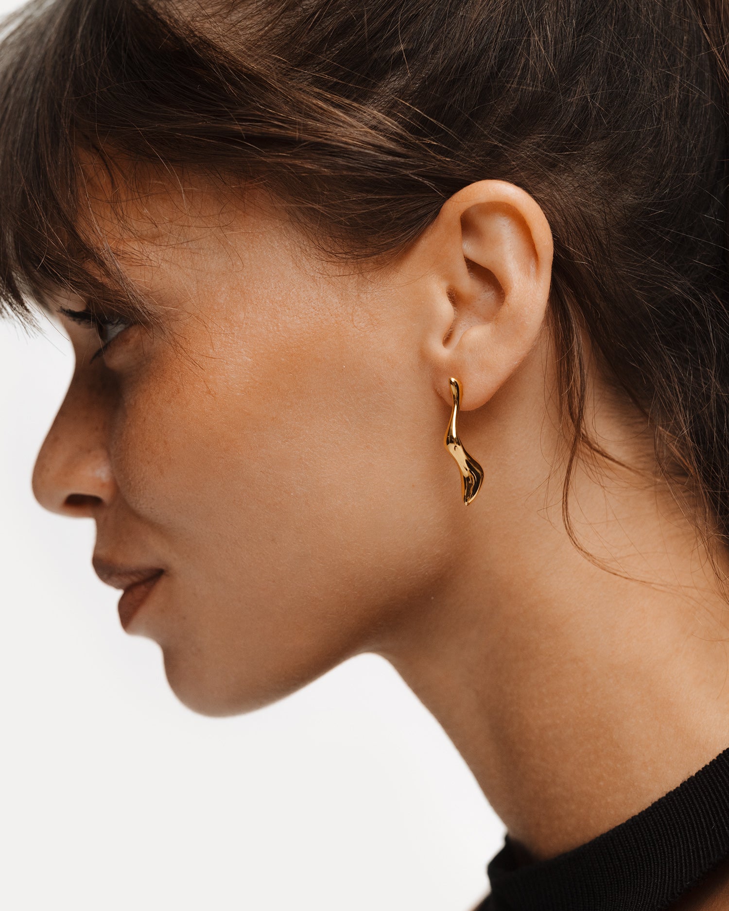 Poise Molten Drop Earrings, recycled 18k Gold Vermeil, shown on model - VEYIA Berlin