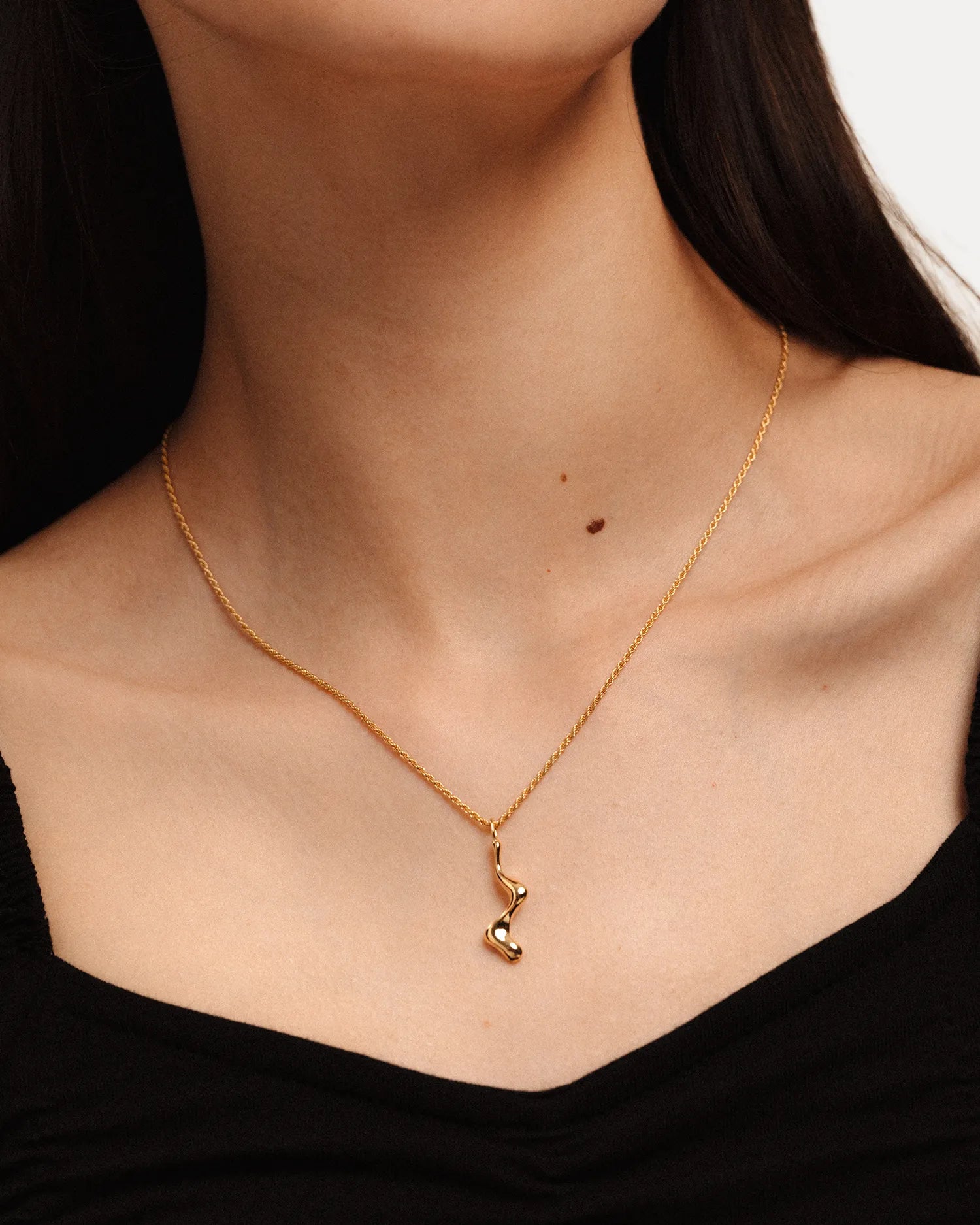 Poise Flow Necklace