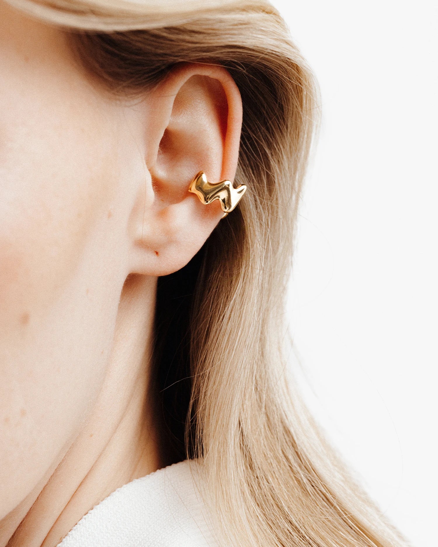 Poise Bold Ear Cuff