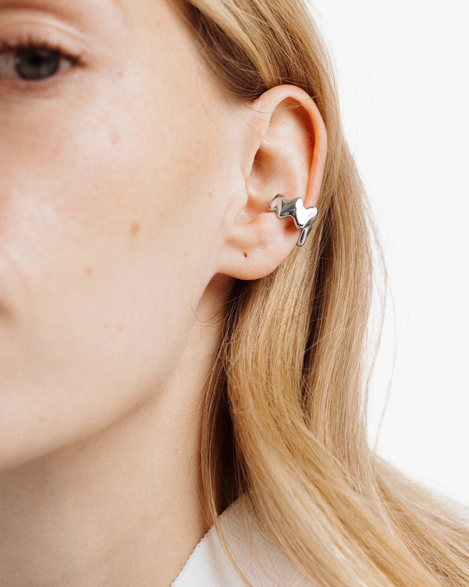 Poise Bold Ear Cuff