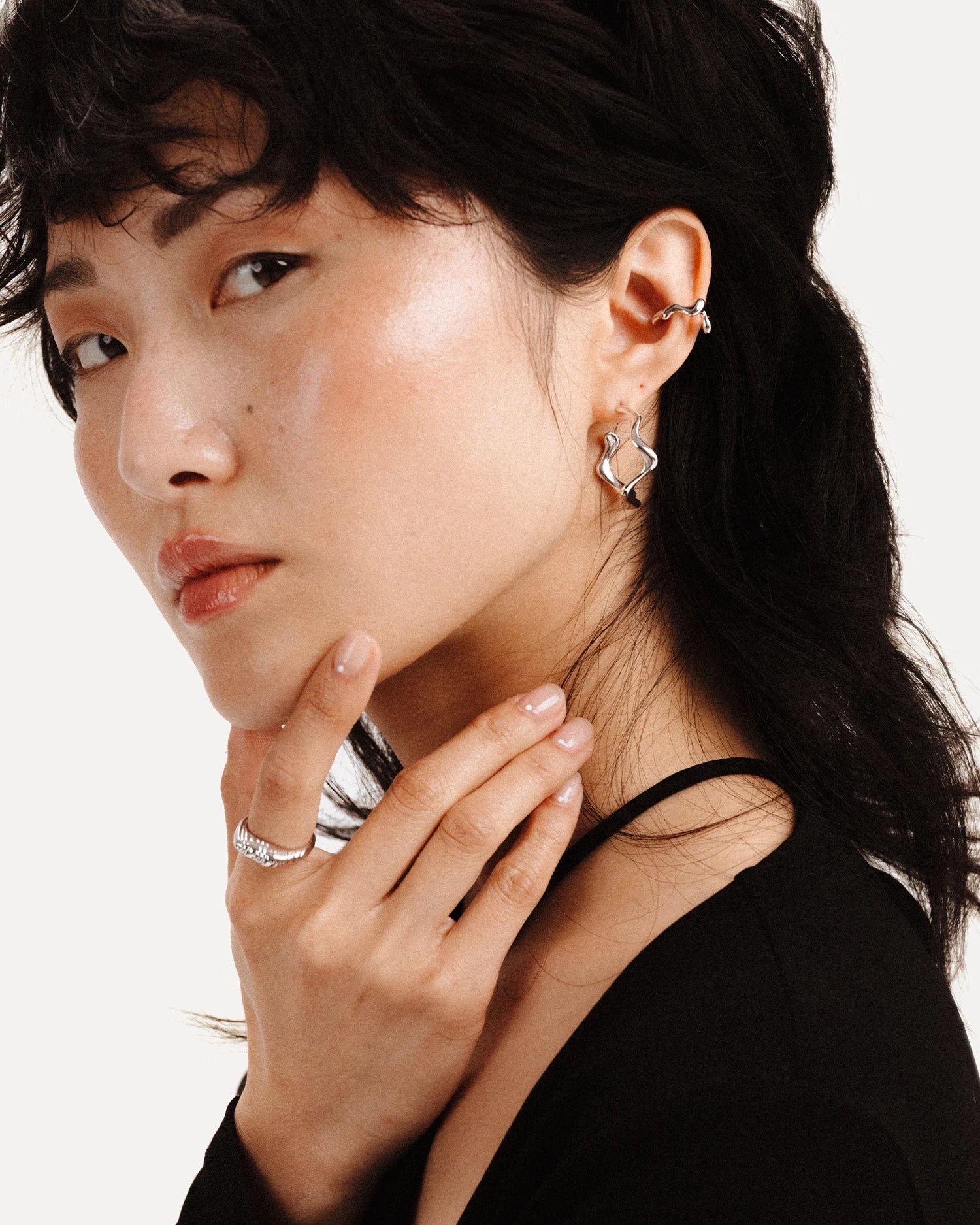 イヤリング Pave Sculpted Wave Ear Cuff #3123 il_fullxfull.4834004846_kgw6.jpg