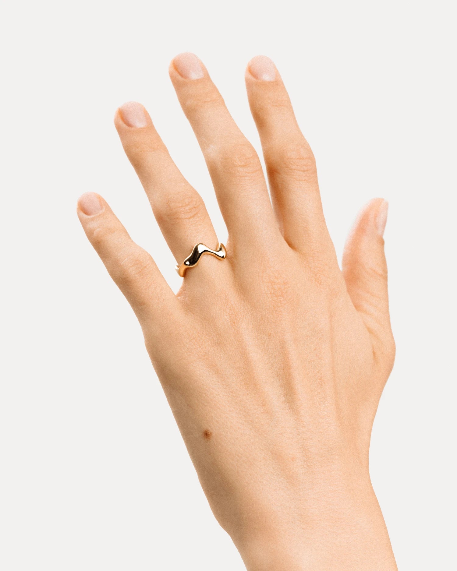 Poise Wave Ring