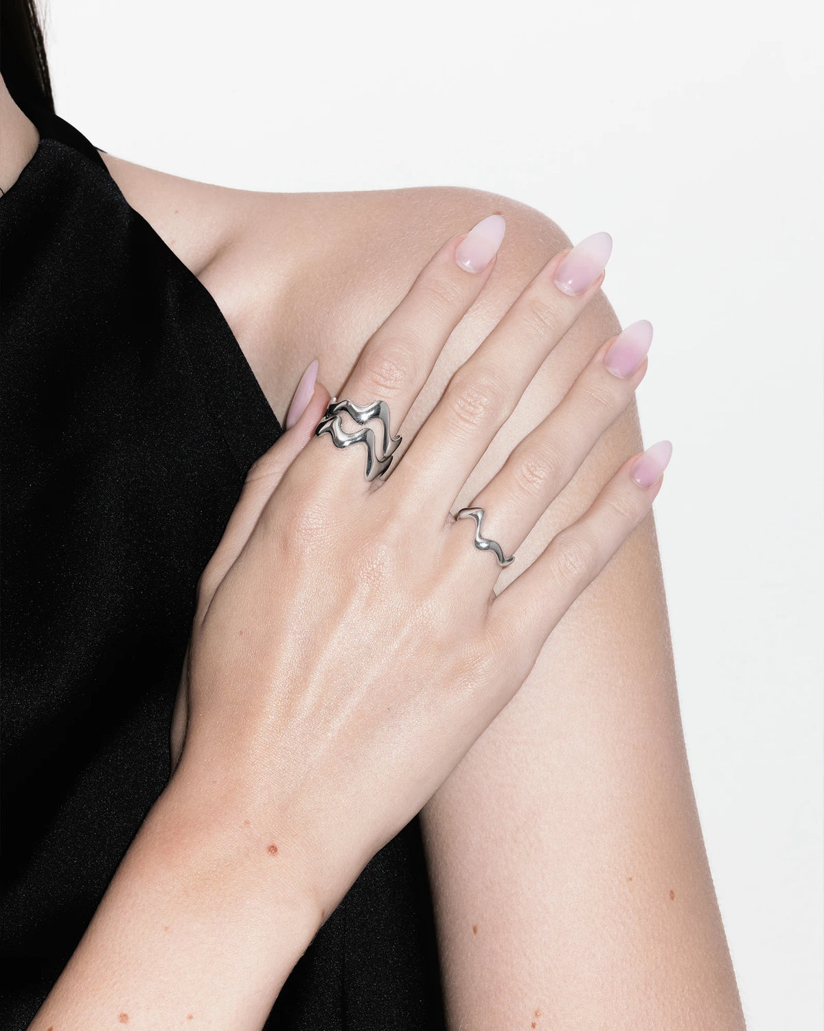 Poise Wave Ring