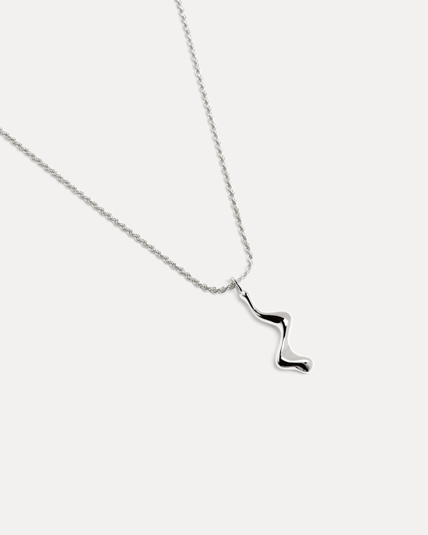 Poise Flow Necklace